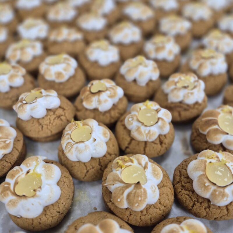 Petits Choux à la Crème